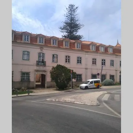 דירה Lisbon, Beach With Pool אוייראס