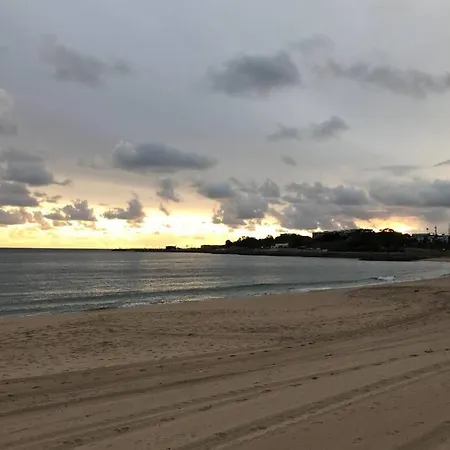 Lisbon, Beach With Pool אוייראס