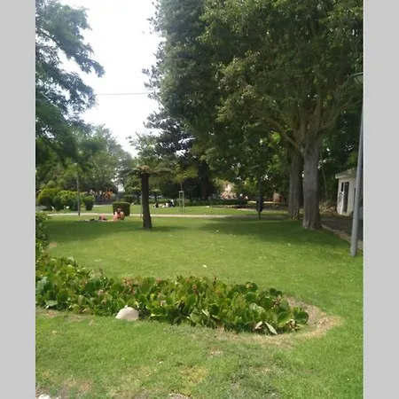 Lisbon, Beach With Pool * אוייראס